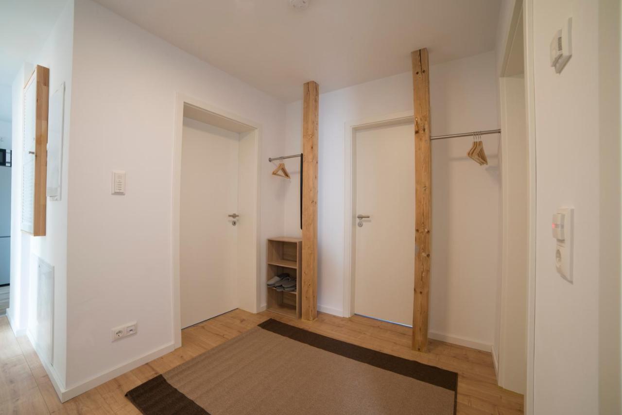 ארפורט Schoene Grosse Ferienwohnung 79M2 Und 2 Baeder, Zentrumnah, 2Og מראה חיצוני תמונה