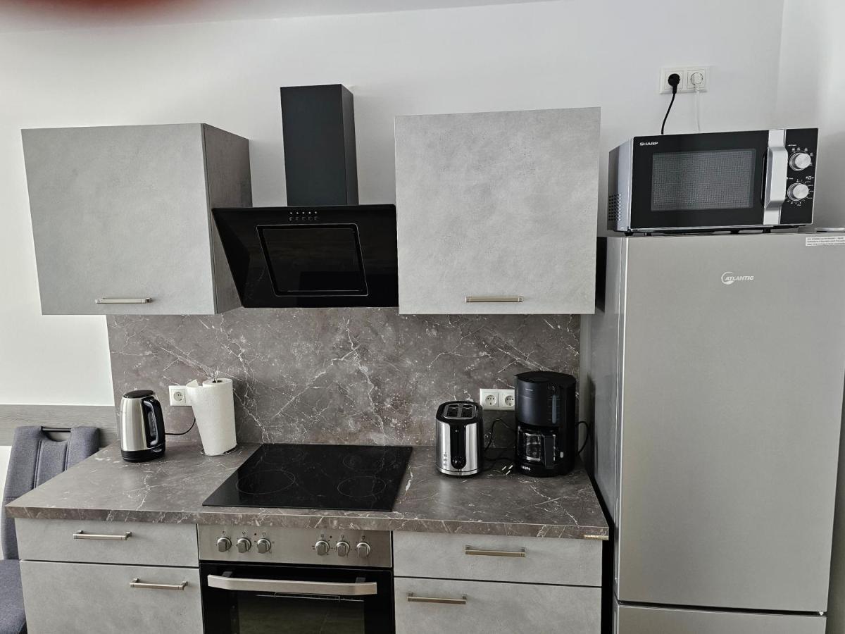 ארפורט Schoene Grosse Ferienwohnung 79M2 Und 2 Baeder, Zentrumnah, 2Og מראה חיצוני תמונה